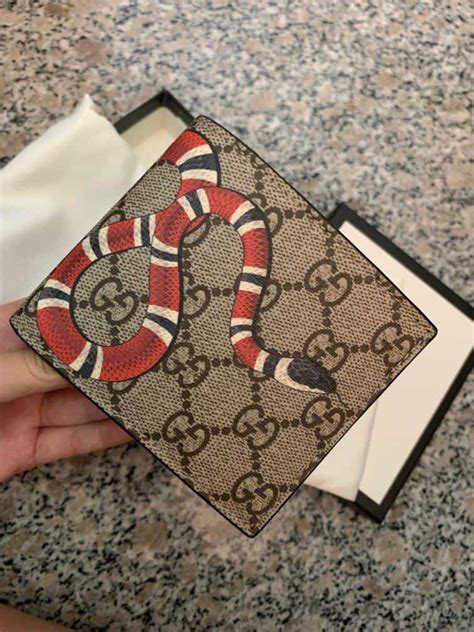 how to spot fake gucci wallets|how to tell authentic gucci.